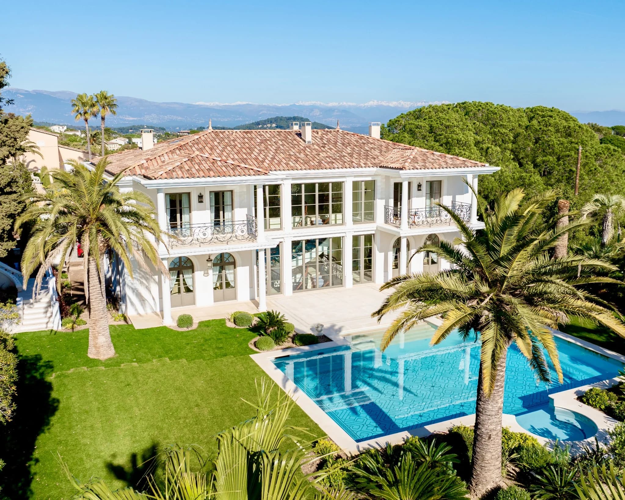 The estate at Villa Palace de Lys